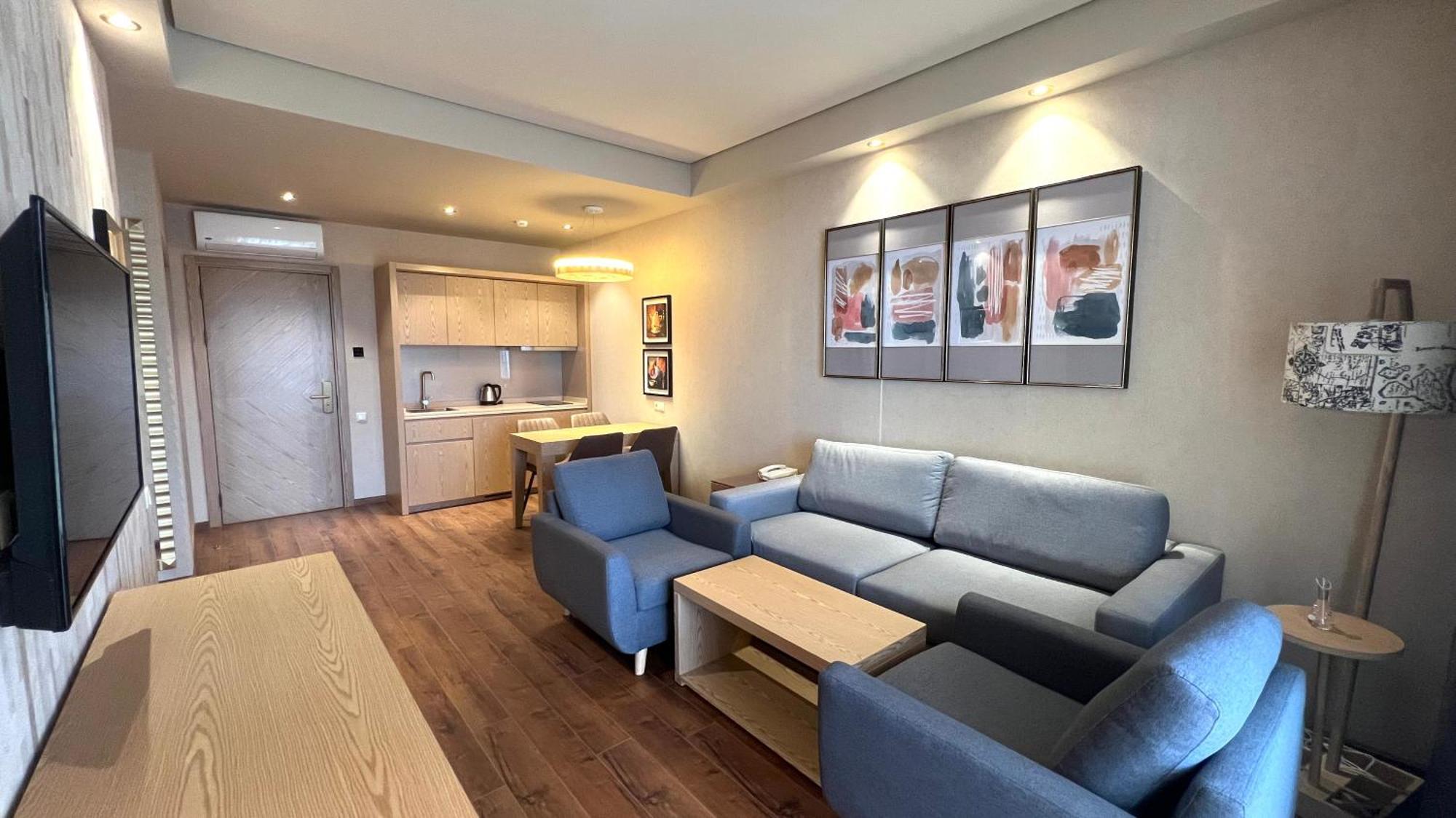 Luxury Oasis Apartment Tsjakvi Eksteriør bilde