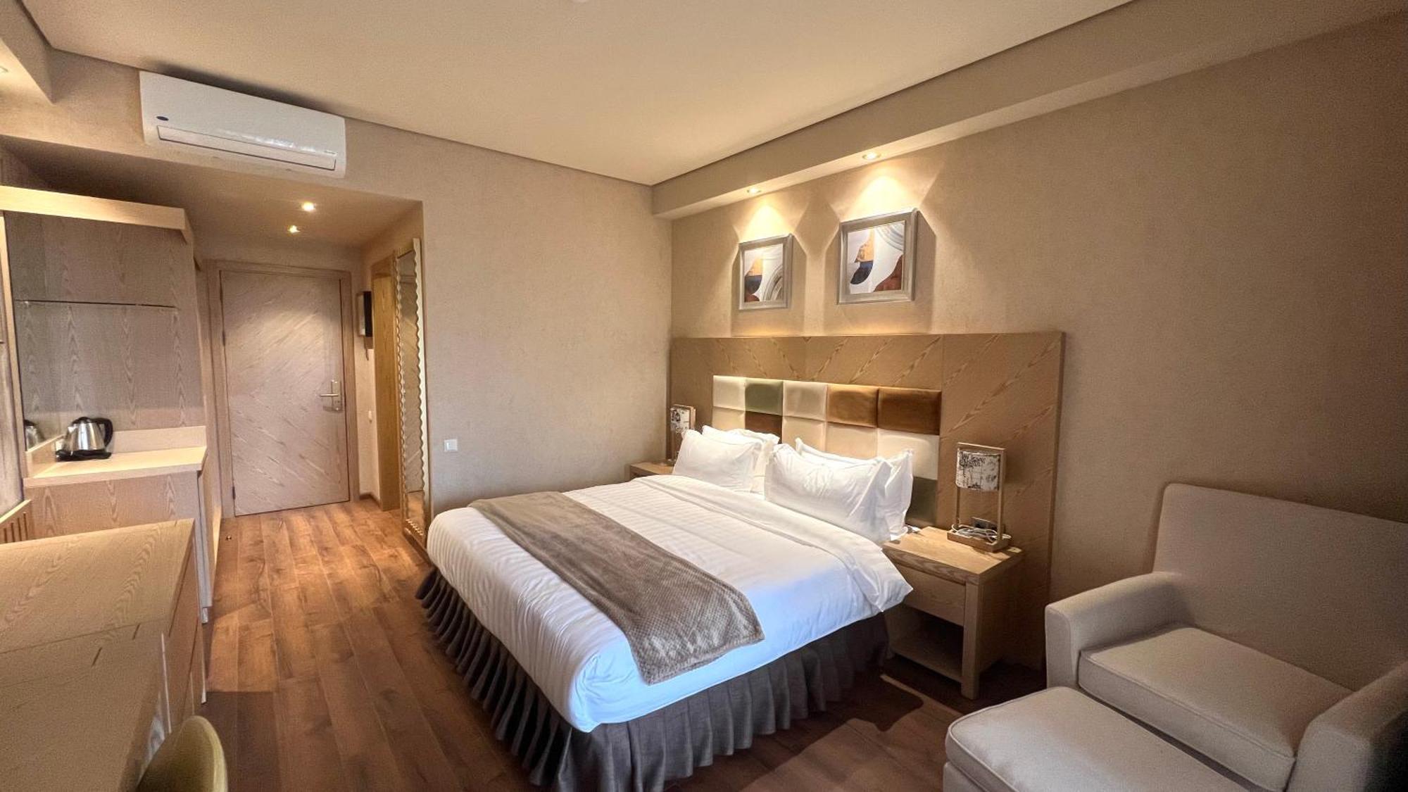 Luxury Oasis Apartment Tsjakvi Rom bilde
